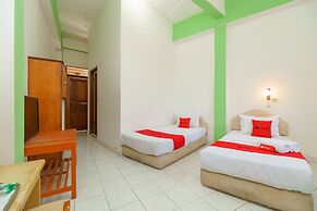 RedDoorz @ Tuktuk Danau Toba