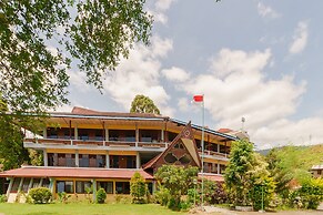 RedDoorz @ Tuktuk Danau Toba