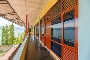 RedDoorz @ Tuktuk Danau Toba