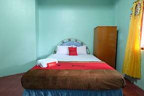 RedDoorz near Mangrove Forest Kupang