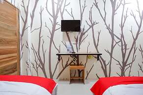 RedDoorz Syariah near Universitas Negeri Gorontalo 2