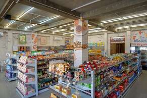 RedDoorz Syariah near Universitas Negeri Gorontalo 2