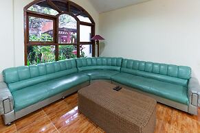 RedDoorz Hostel @ Dago 2