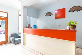 RedDoorz Hostel @ Dago 2