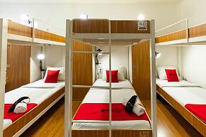 RedDoorz Hostel @ Dago 2