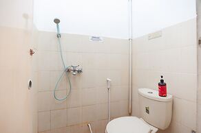 RedDoorz Syariah near Grand Galaxy Park