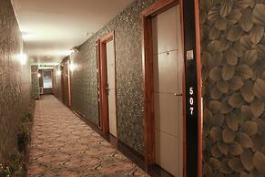 RedDoorz Premium near Bandung Station