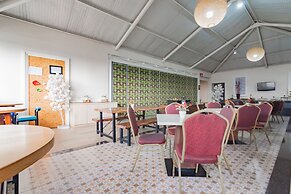 RedDoorz Premium near Bandung Station