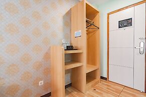 RedDoorz Premium near Bandung Station