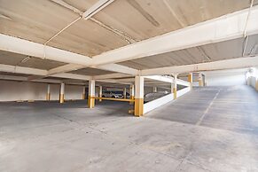 RedDoorz Premium near Bandung Station