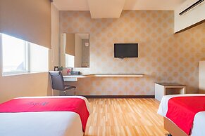 RedDoorz Premium near Bandung Station