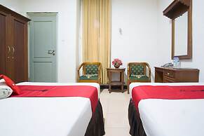 RedDoorz near Pantai Falajawa Ternate