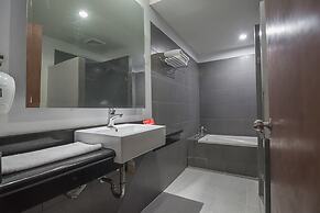 RedDoorz Premium near Paris Van Java Mall