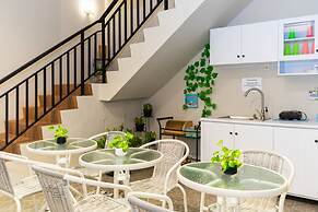 RedDoorz Hostel @ DI Panjaitan Simpang Lima