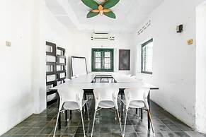 RedDoorz Plus near Taman Sari 2