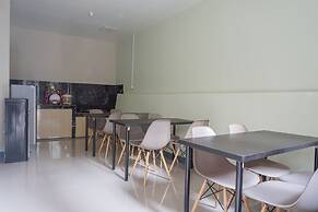 Residences by RedDoorz near MT Haryono