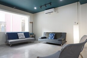 Residences by RedDoorz near MT Haryono