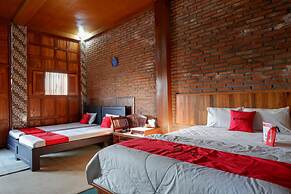 RedDoorz Syariah near Menara Kudus