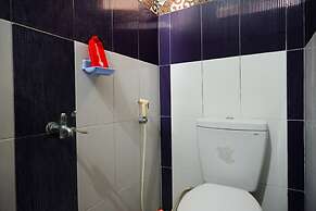 RedDoorz Syariah near Menara Kudus