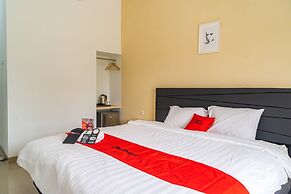 Formerly Reddoorz Plus Near Teras Kota 3