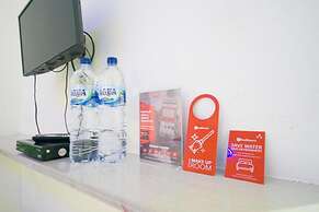 RedDoorz @ Pematangsiantar 2