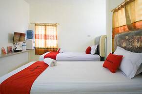 RedDoorz @ Pematangsiantar 2