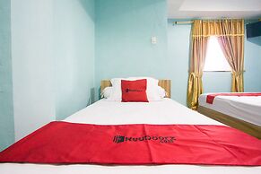 RedDoorz near Mikie Holiday Funland Berastagi