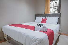 RedDoorz Syariah near Jamtos Jambi 2