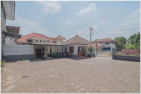 RedDoorz Plus near RSUD Majalengka