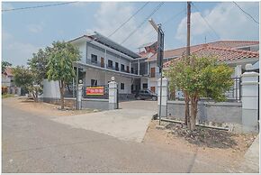 RedDoorz Plus near RSUD Majalengka