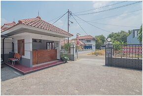 RedDoorz Plus near RSUD Majalengka