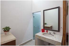 RedDoorz near Padang Galak Beach