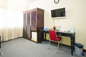 RedDoorz Plus near Pelabuhan Bitung