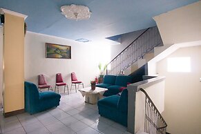 RedDoorz Plus near Pelabuhan Bitung