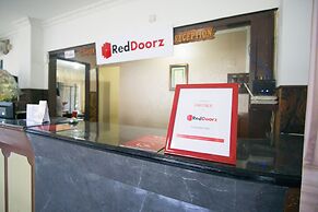 RedDoorz Plus near Pelabuhan Bitung