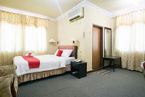 RedDoorz Plus near Pelabuhan Bitung