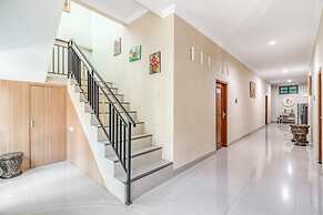 RedDoorz near Jogja National Museum