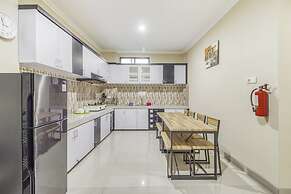 RedDoorz near Jogja National Museum