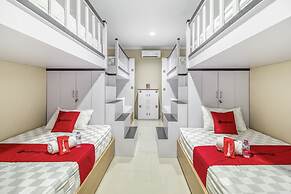 RedDoorz near Jogja National Museum