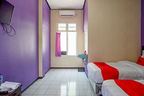 RedDoorz near Stasiun Kebumen