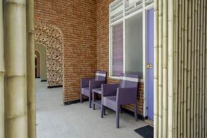 RedDoorz near Stasiun Kebumen