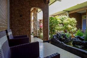 RedDoorz near Stasiun Kebumen