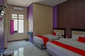 RedDoorz near Stasiun Kebumen