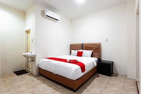 RedDoorz near Yuki Simpang Raya Mall Medan 2
