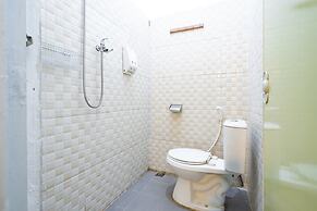 RedDoorz near Exit Toll Tanah Baru Bogor