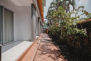 RedDoorz Plus near Pelabuhan Merak