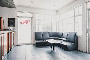 RedDoorz Plus near Pelabuhan Merak