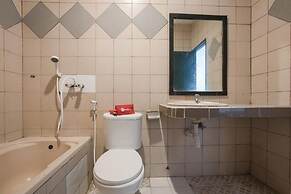 Formerly Reddoorz Plus Near Jakarta Kota Station