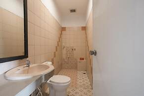 Formerly Reddoorz Plus Near Jakarta Kota Station