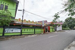 RedDoorz Syariah near Paradiso Beach Sabang
